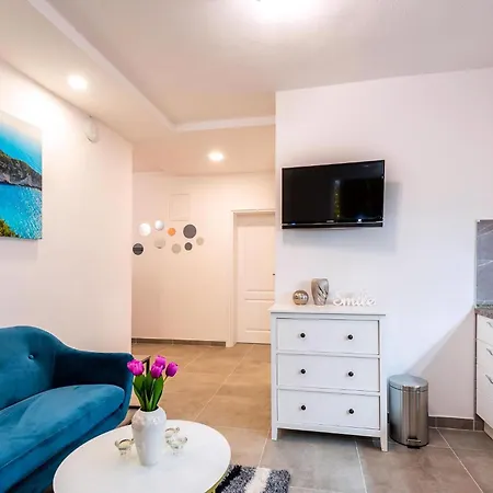 Ferienwohnung Mit Privater Terrasse